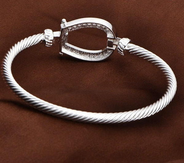 Horseshoe Silver Bracelet With Studded Cubic Zircon – radekus